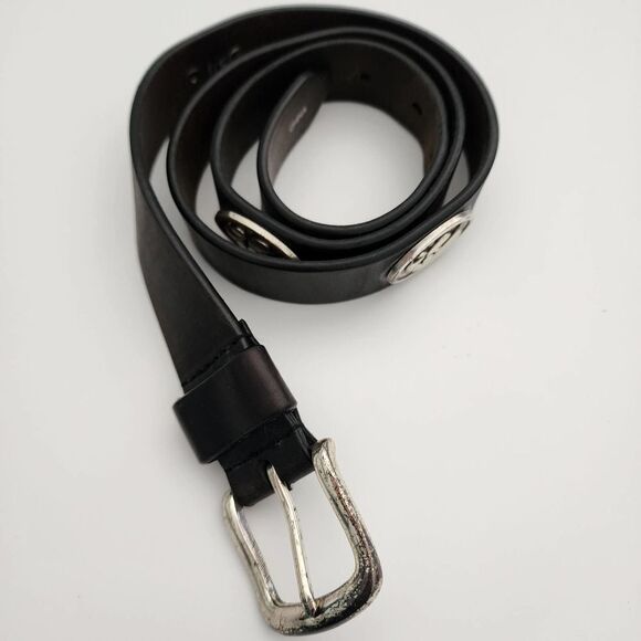 Iowa Hawkeyes Black Leather Belt with metal ornaments around belt Size 34‎ - Picture 5 of 9